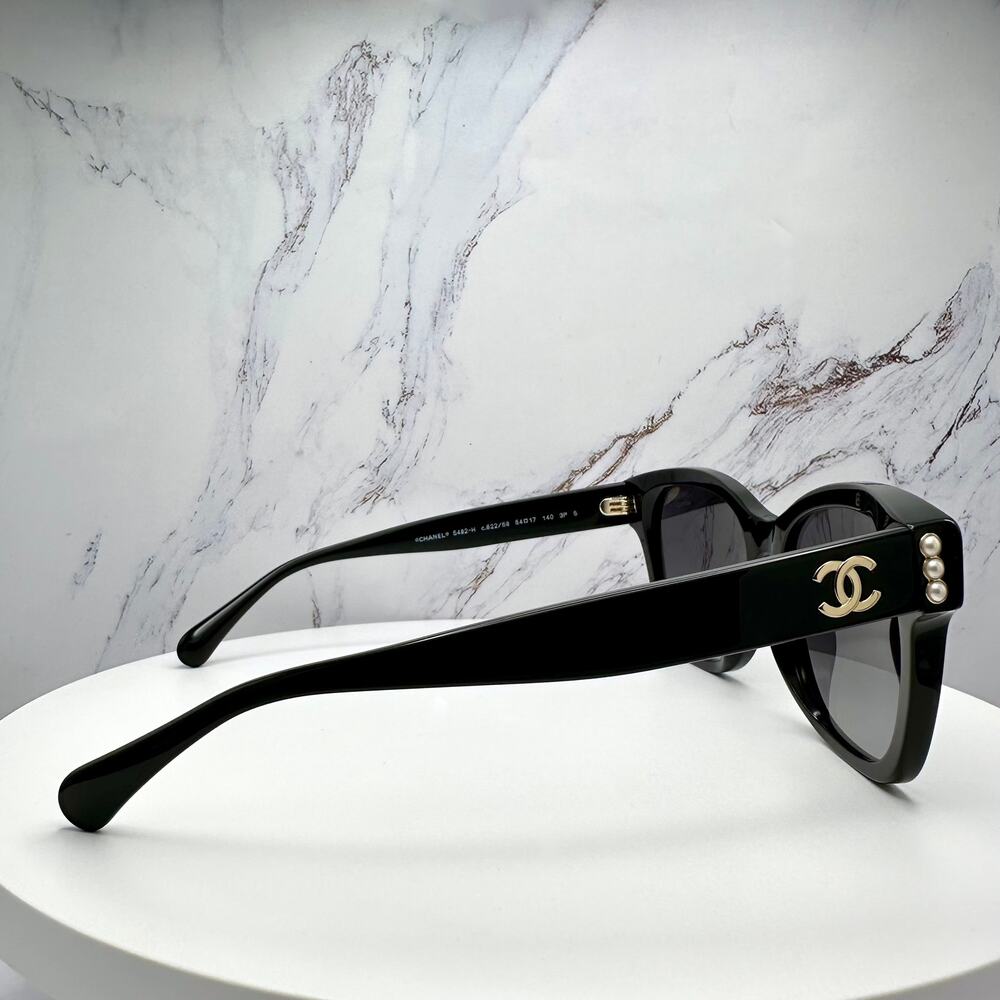 New CHANEL Sunglasses - Picture 6 of 16